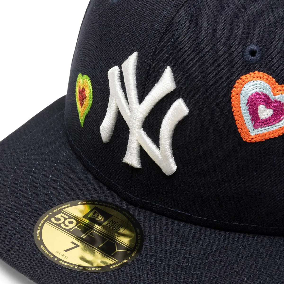 59FIFTY NY YANKEES CHAIN STITCH HEART FITTED CAP